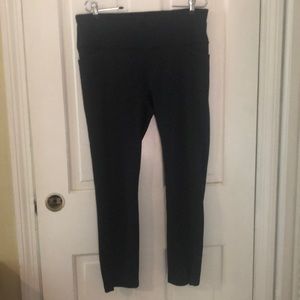 Athleta workout pants with side pockets